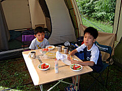 030805camp_4jpg.jpg